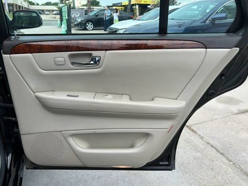 Used 2007 Cadillac DTS Luxury I FWD image 18