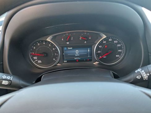 Used 2024 GMC Terrain SLE w/ Driver Convenience Package image 19