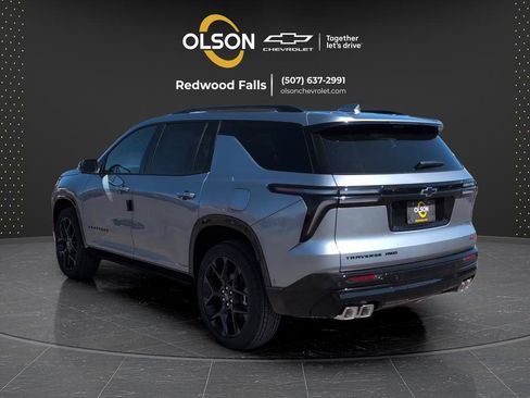 New 2026 Chevrolet Traverse RS w/ LPO, Floor Liner Package AWD/4WD image 3