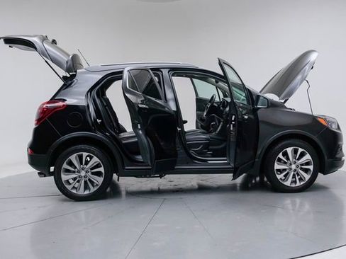 Used 2020 Buick Encore Preferred w/ Safety Package FWD image 14