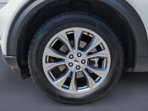 Used 2023 Ford Explorer Limited AWD/4WD image 26