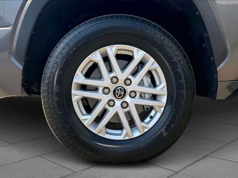 Used 2023 Toyota Tundra SR5 w/ SR5 Premium Package image 11