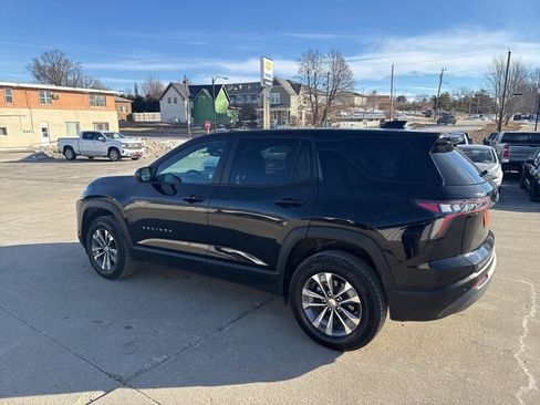 Used 2025 Chevrolet Equinox LT image 6