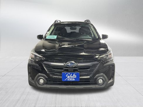 Used 2024 Subaru Outback Premium AWD/4WD image 2