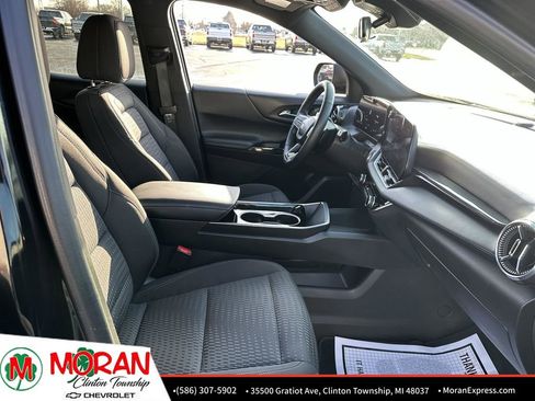 Used 2025 Chevrolet Equinox LT image 27