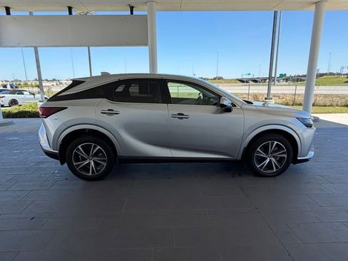 Used 2024 Lexus RX 350 FWD image 5