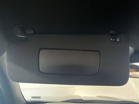 Used 2024 Chevrolet Colorado W/T image 71