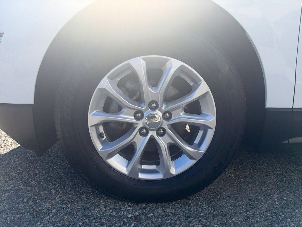 Used 2018 Chevrolet Equinox LT FWD image 10