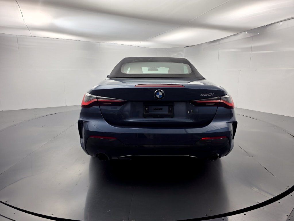 Used 2024 BMW 430i Convertible w/ M Sport Package RWD image 6