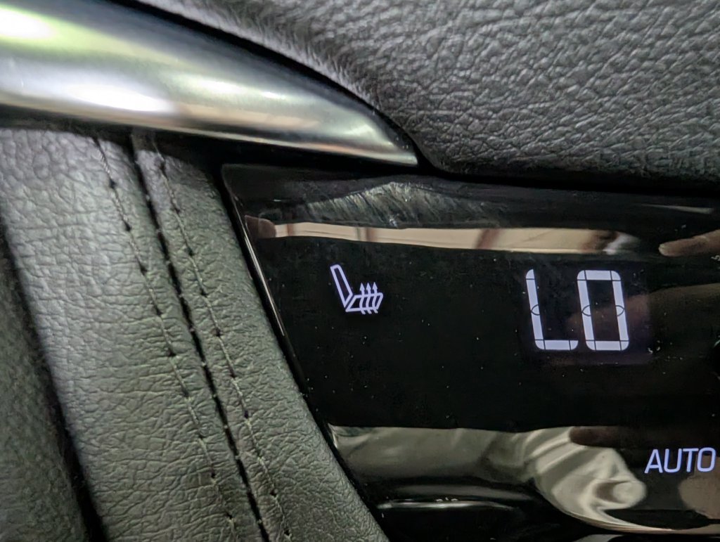 Used 2024 Cadillac XT6 Luxury w/ LPO, Floor Liner Package AWD/4WD image 23