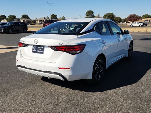 Used 2024 Nissan Sentra SV image 7