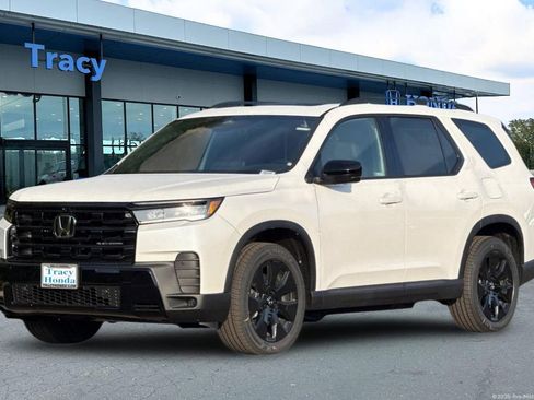New 2026 Honda Pilot Black Edition image 8
