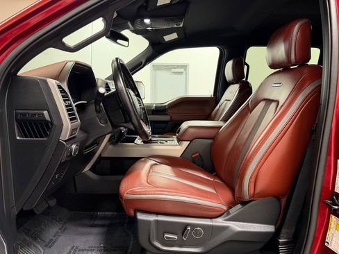 Used 2019 Ford F150 Platinum w/ Equipment Group 701A Luxury AWD/4WD image 11
