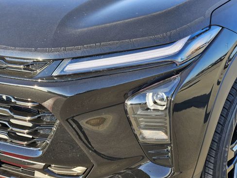 New 2026 Chevrolet Trax ACTIV w/ Sunroof Package image 10