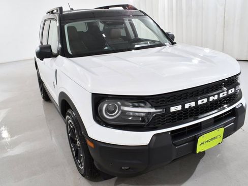 New 2025 Ford Bronco Sport Outer Banks w/ Outer Banks Tech Package+ AWD/4WD image 4