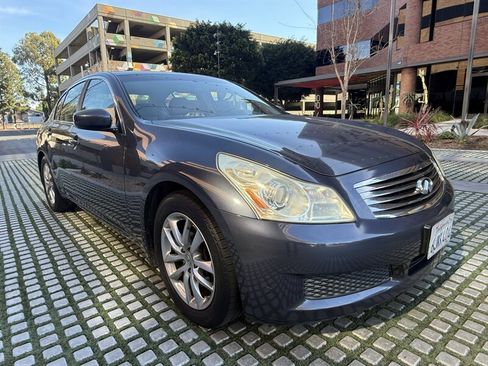 Used 2009 INFINITI G37 Journey w/ Premium Pkg image 6