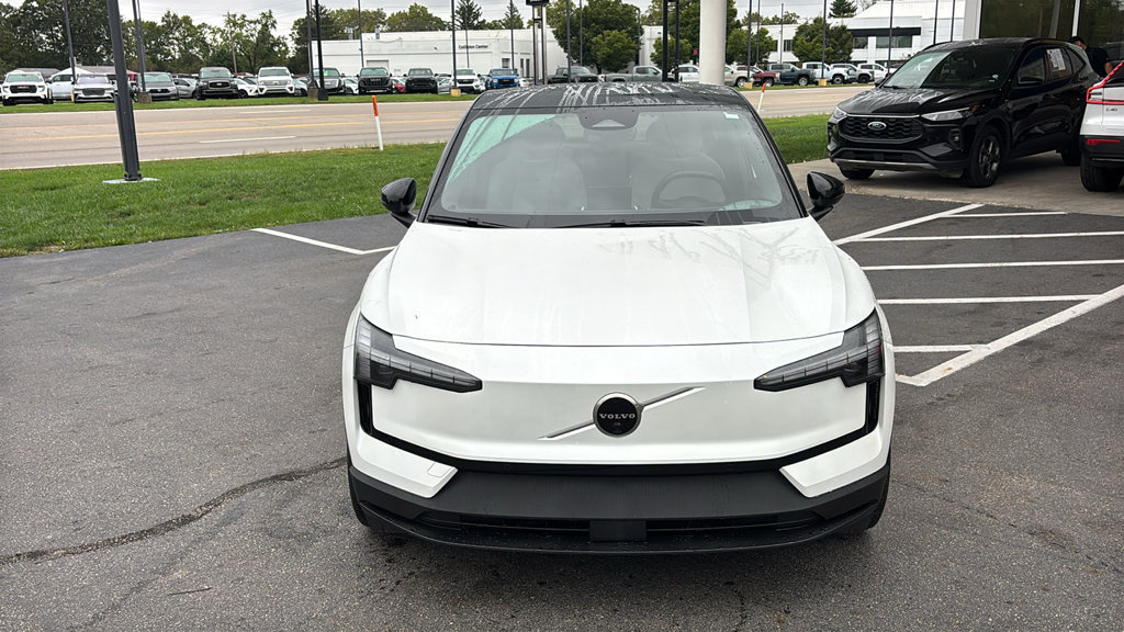 Used 2025 Volvo EX30 Ultra w/ Protection Package Premier AWD/4WD image 5