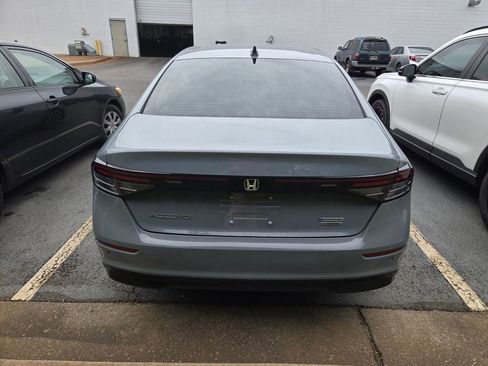 Used 2024 Honda Accord Touring image 8