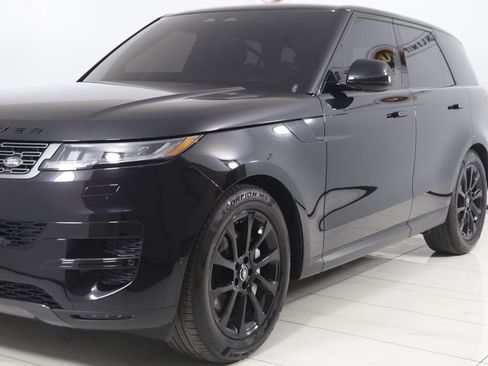 Used 2025 Land Rover Range Rover Sport SE AWD/4WD image 64