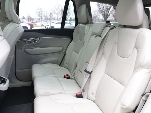 Used 2023 Volvo XC90 B6 Ultimate w/ Protection Package Premier image 34