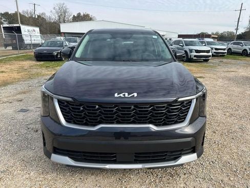 New 2026 Kia Sorento LX FWD image 2