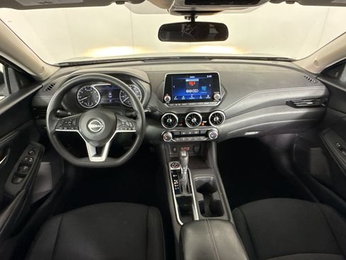 Used 2024 Nissan Sentra SV FWD image 23