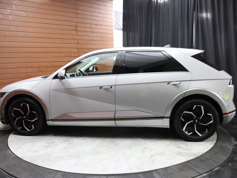 Used 2023 Hyundai Ioniq 5 Limited w/ Cargo Package image 8