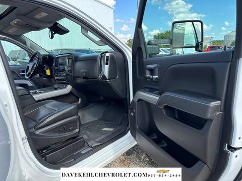Used 2019 Chevrolet Silverado 2500 LTZ w/ Duramax Plus Package AWD/4WD image 25