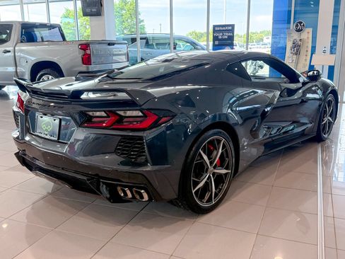 Used 2021 Chevrolet Corvette Stingray Preferred Cpe w/ Z51 Performance Package RWD image 7