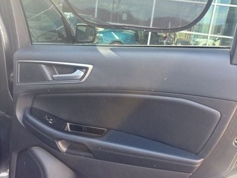 Used 2017 Ford Edge SEL w/ Equipment Group 201A image 29