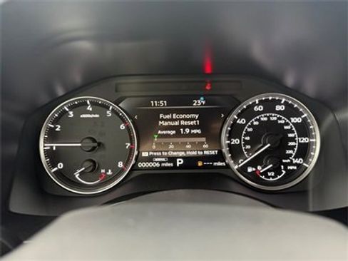 New 2025 Mitsubishi Outlander SE image 16