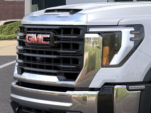 New 2026 GMC Sierra 2500 Pro w/ Convenience Package AWD/4WD image 13