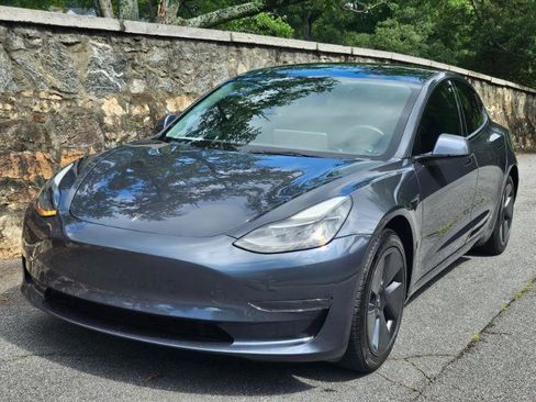 Used 2023 Tesla Model 3 Standard Range RWD image 13