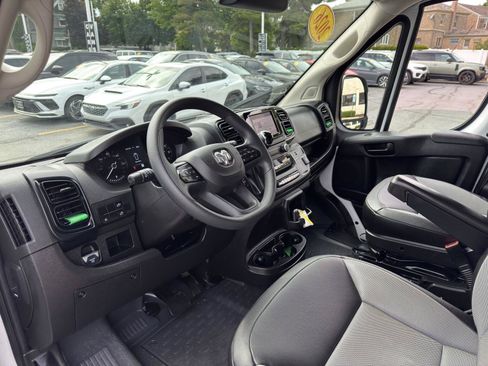 Used 2026 RAM ProMaster 2500 w/ Convenience Group FWD image 30