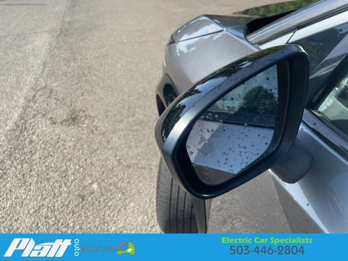 Used 2023 Nissan Ariya FWD image 20