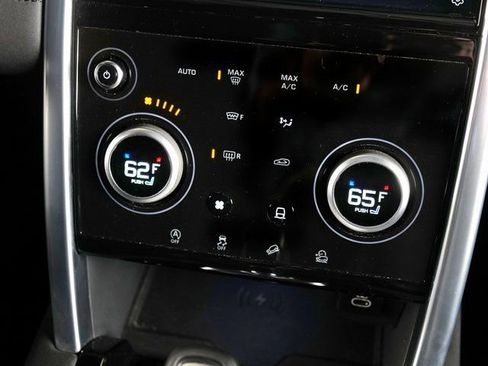 Used 2023 Land Rover Discovery Sport SE AWD/4WD image 15