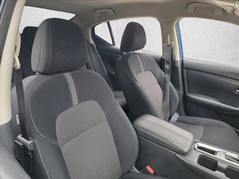 Used 2022 Nissan Sentra SV image 15