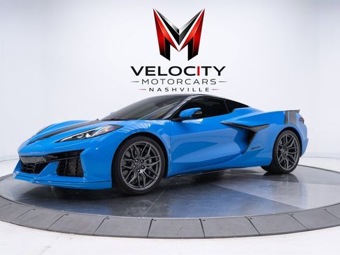 Used 2023 Chevrolet Corvette Z06 w/ Stealth Interior Trim Package RWD image 2