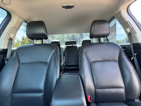 Used 2015 Subaru Legacy 2.5i Limited AWD/4WD image 23