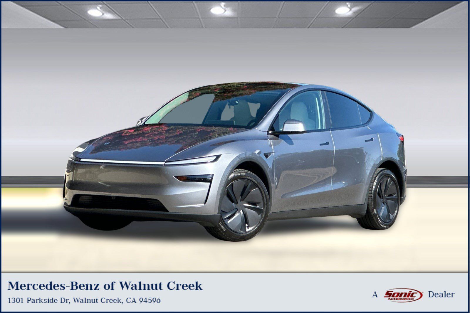 Used 2026 Tesla Model Y 2WD image 1