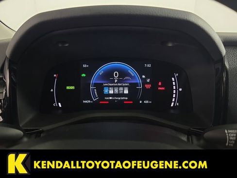 Used 2025 Toyota Camry LE image 11