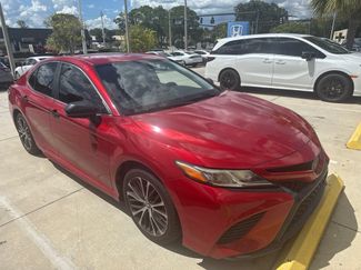 Used 2019 Toyota Camry SE FWD video 1