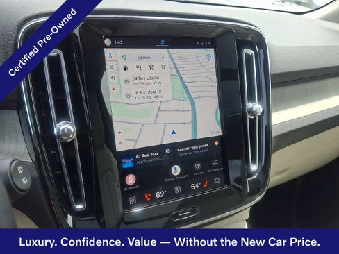 Certified 2023 Volvo XC40 B5 Plus w/ Climate Package AWD/4WD image 18