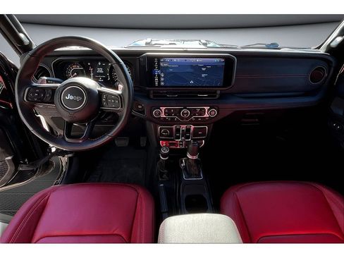 Certified 2024 Jeep Wrangler Unlimited Rubicon 392 image 17