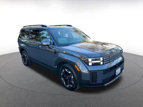 Used 2025 Hyundai Santa Fe SEL image 1