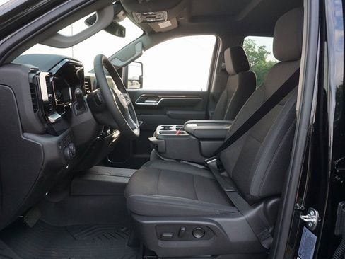 New 2025 Chevrolet Silverado 2500 LT w/ Safety Package image 10