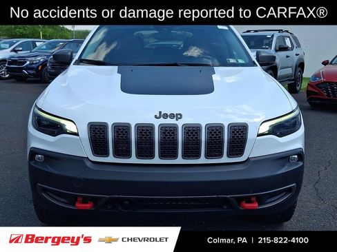 Used 2021 Jeep Cherokee Trailhawk w/ Sun, Sound & Nav Group AWD/4WD image 2