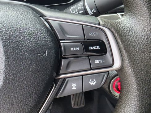 Used 2019 Honda Accord LX image 19