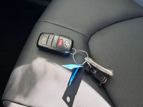 Used 2025 Toyota Grand Highlander FWD image 21