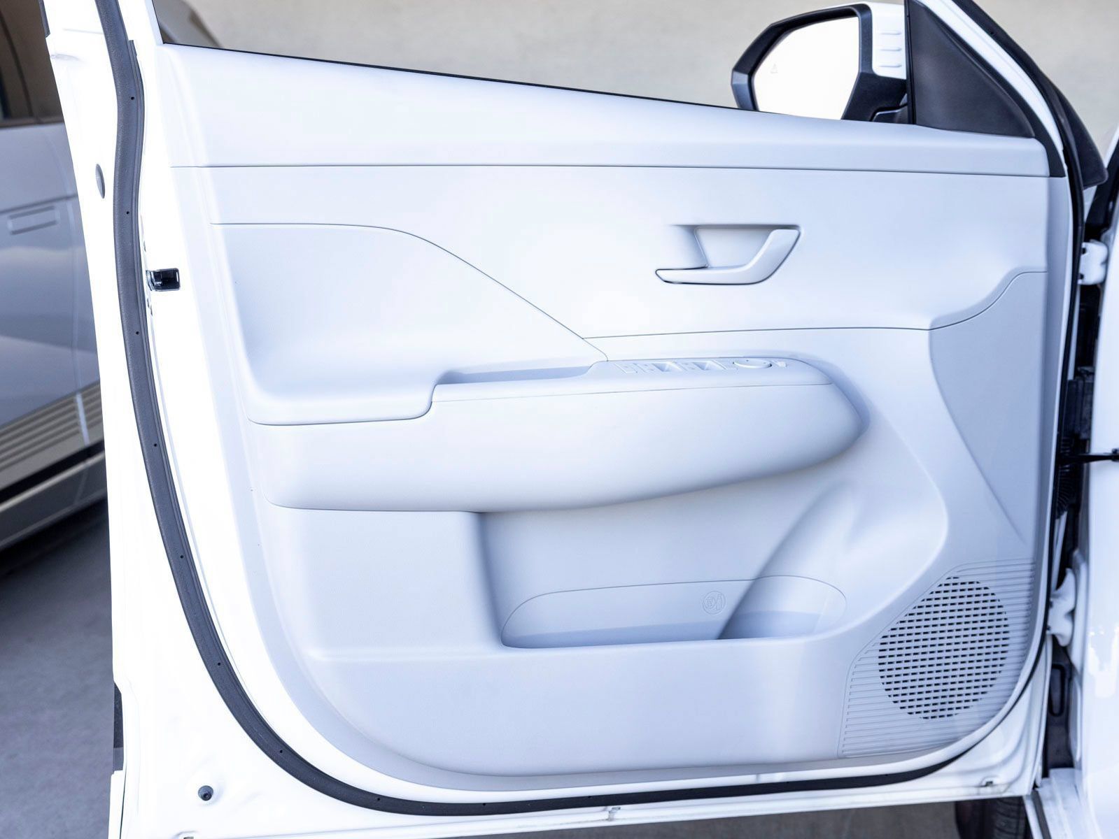 New 2025 Hyundai Kona SEL FWD image 14